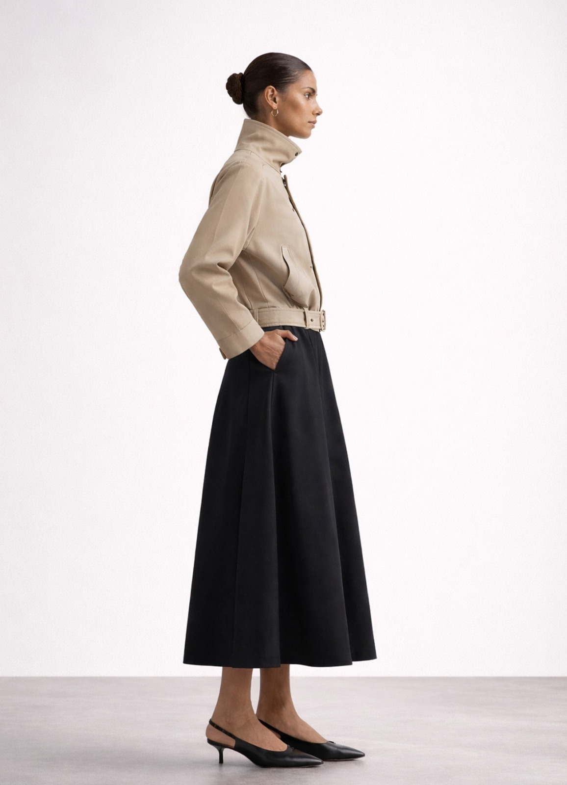 Siyah Renk Poplin Çift Cepli Kloş Etek