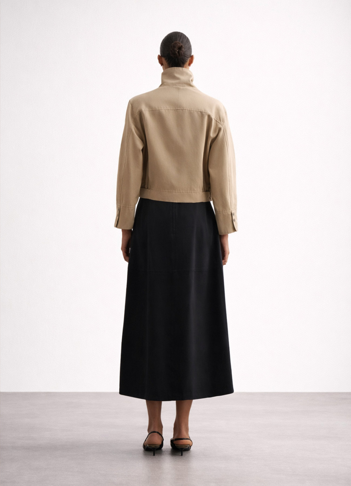 Siyah Renk Poplin Çift Cepli Kloş Etek - 4