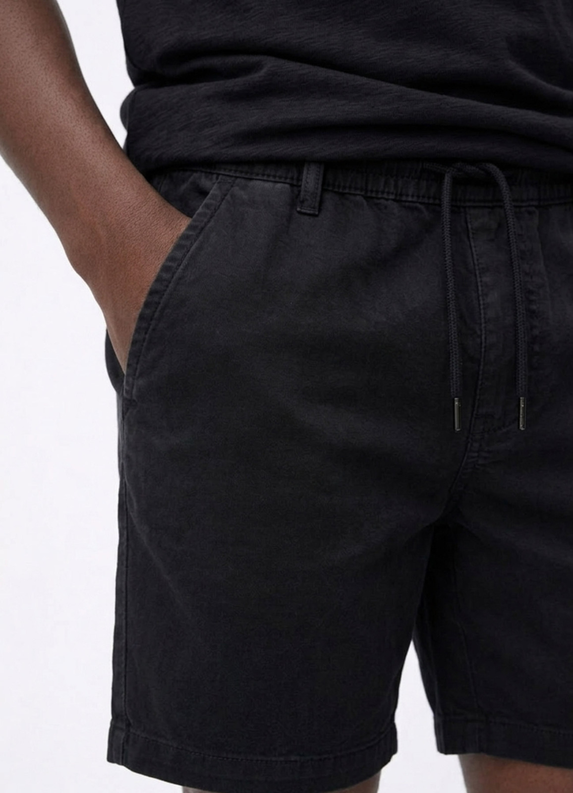 Siyah Renk Tencel Karışımlı Şort - 4